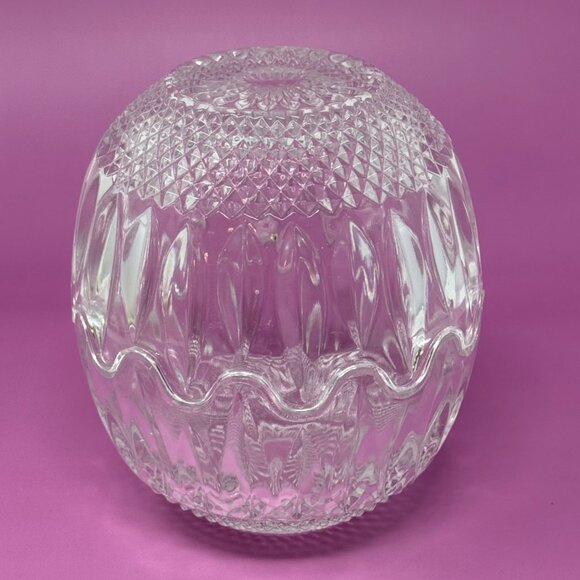 Vintage 2 pc clamshell crystal cut glass candy dish - two serving dishes in one - Picture 2 of 6